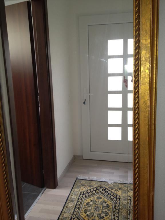 Studio 1 1/2 Contone Room photo